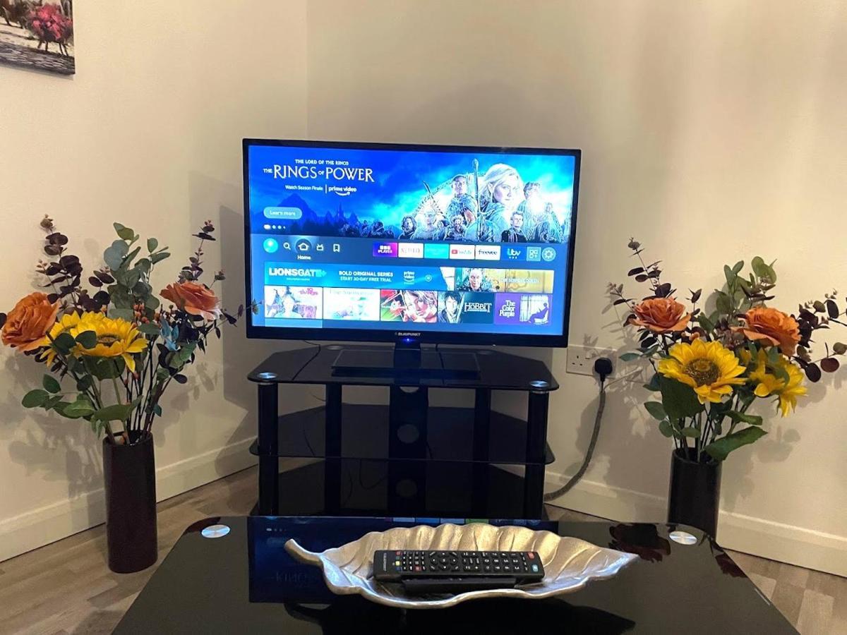 Deluxe 1-Bedroom Serviced Apartment Sleeps 4 For Short Or Long Stay 吉林汉姆 外观 照片