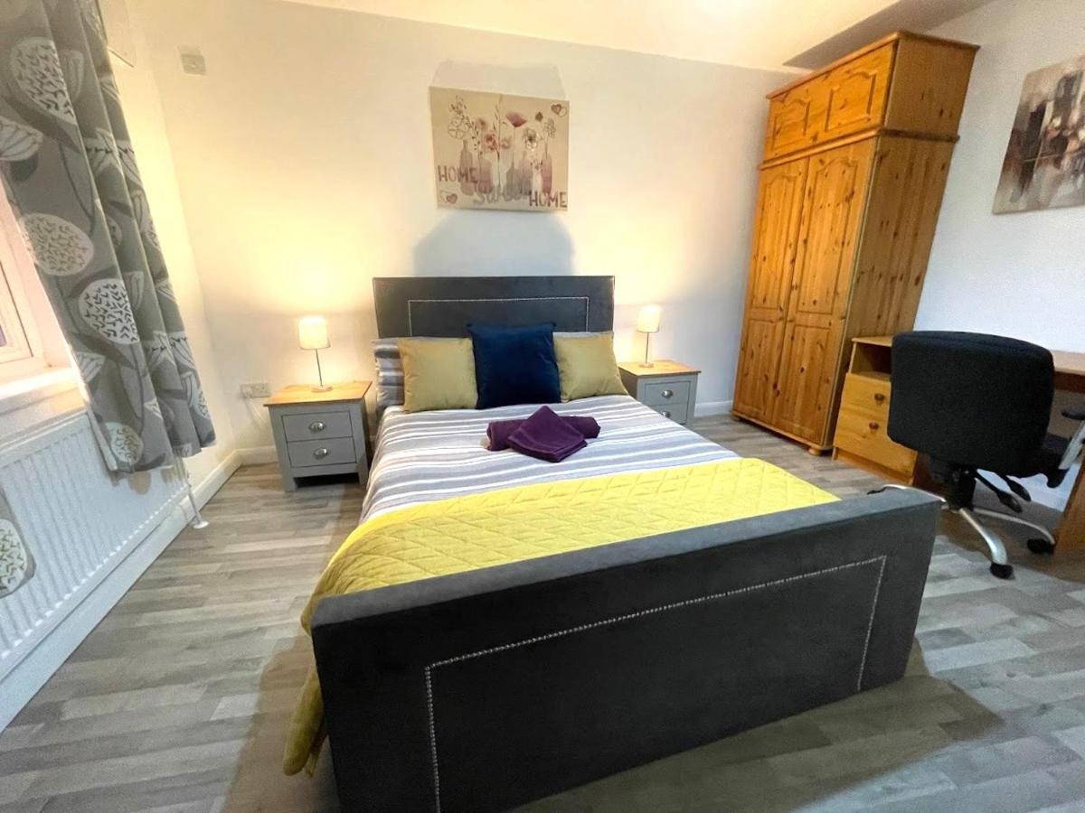 Deluxe 1-Bedroom Serviced Apartment Sleeps 4 For Short Or Long Stay 吉林汉姆 外观 照片